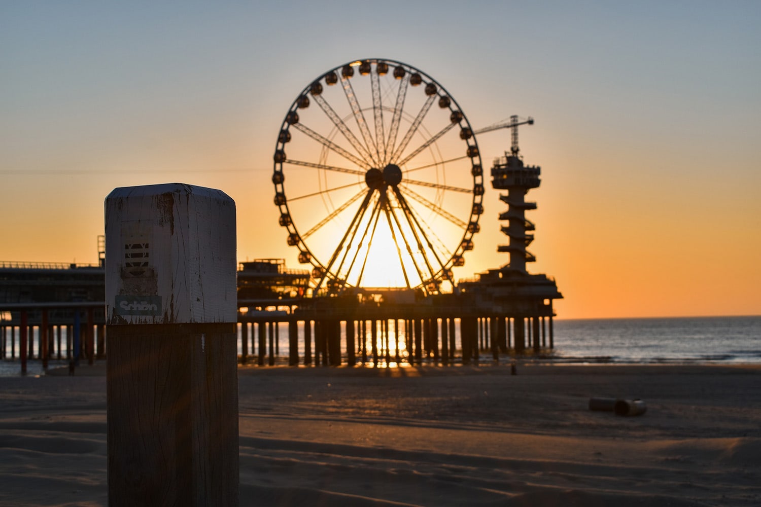 The remarkable coast line of Scheveningen - The Innsider - Inntel Hotels